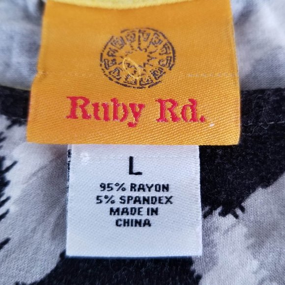 Ruby Rd Leopard Yellow & Black top - Size L - Picture 5 of 5